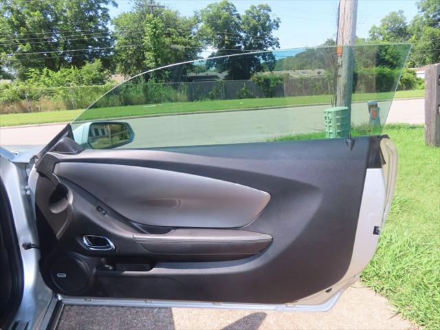 Photo of 2011 Silver Chevrolet Camaro