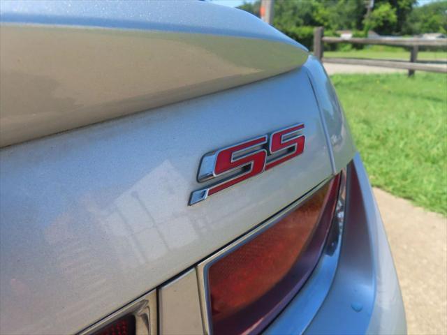 Photo of 2011 Silver Chevrolet Camaro