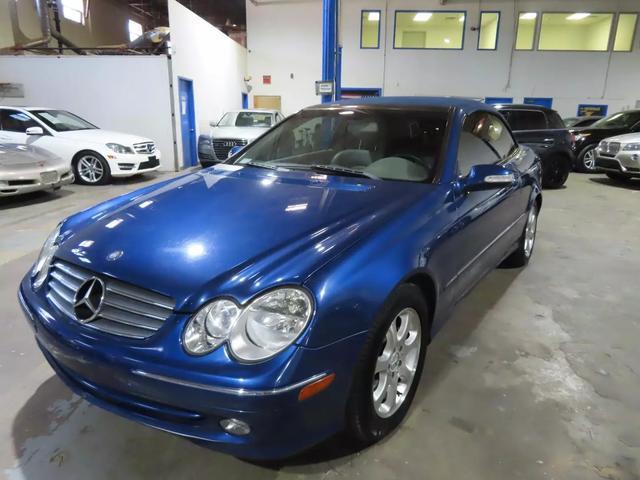 2004 Mercedes-Benz CLK-Class