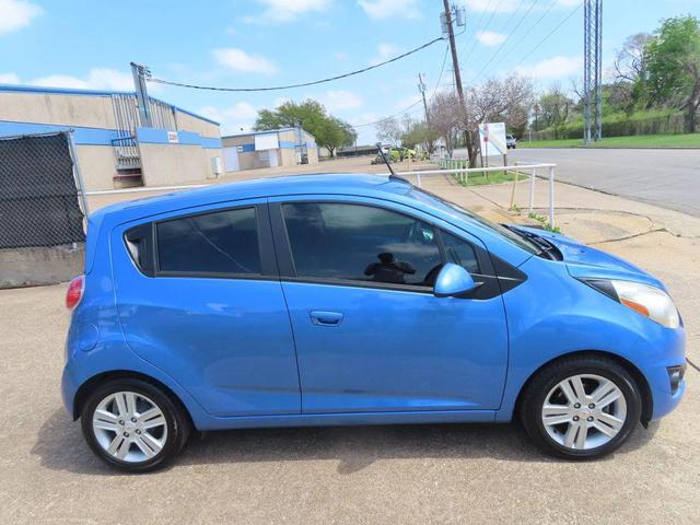Photo of 2014 Blue Chevrolet Spark