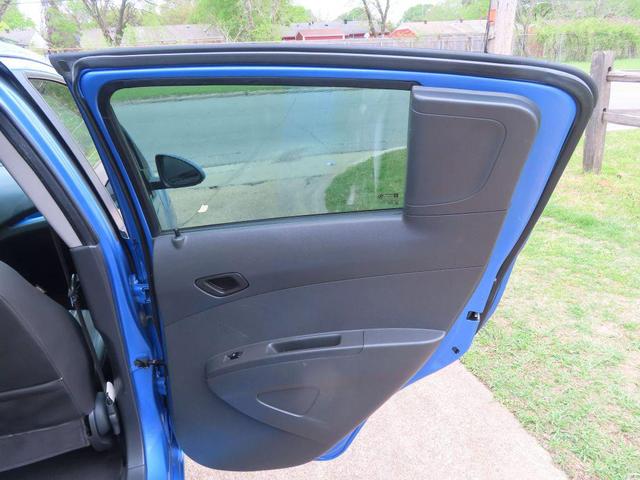 Photo of 2014 Blue Chevrolet Spark