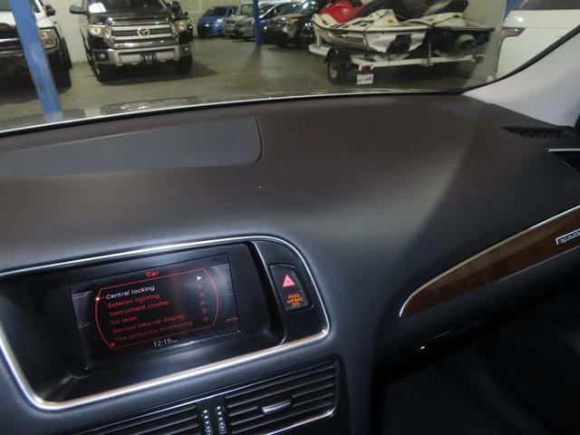 Photo of 2011 Silver Audi Q5
