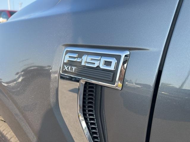 Photo of 2022 Carbonized Gray Metallic Ford F-150