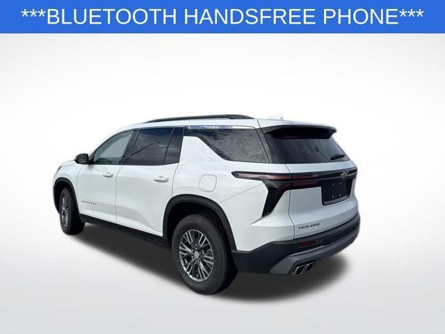Photo of 2025 Summit White Chevrolet Traverse
