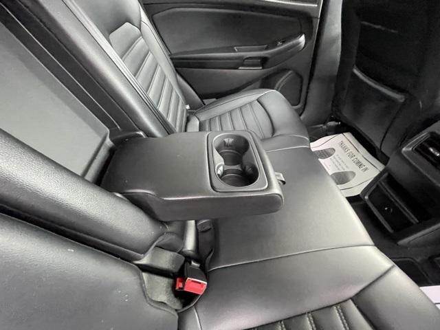 Photo of 2024 Oxford White Ford Edge