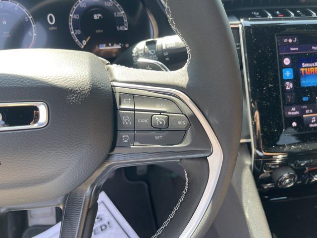 Photo of 2025 Velvet Red Pearlcoat Jeep Grand Cherokee