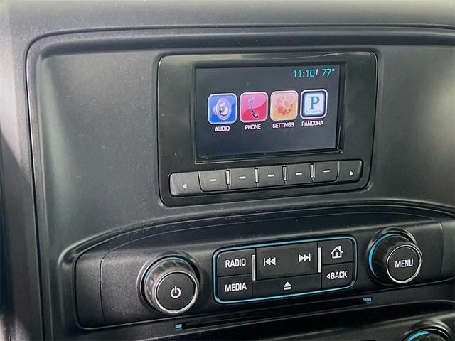 Photo of 2015 Summit White Chevrolet Silverado 1500
