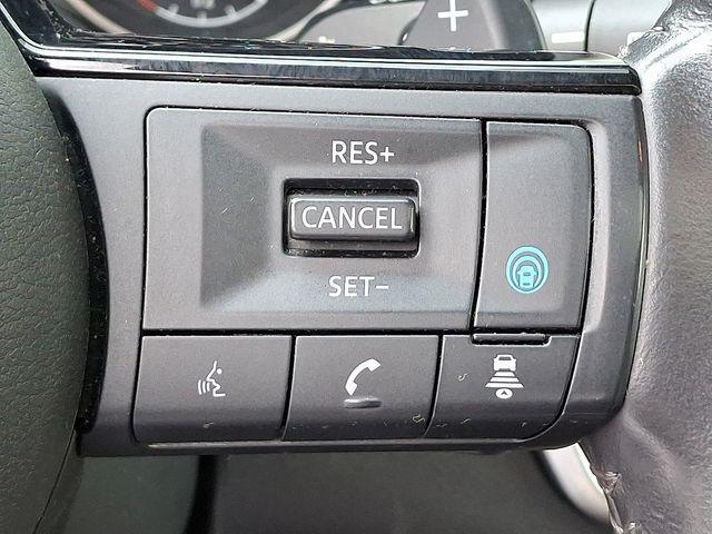 Photo of 2023 Black Nissan Rogue