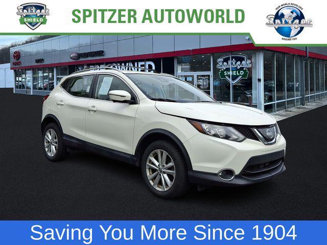 Photo of 2019 White Nissan Rogue Sport
