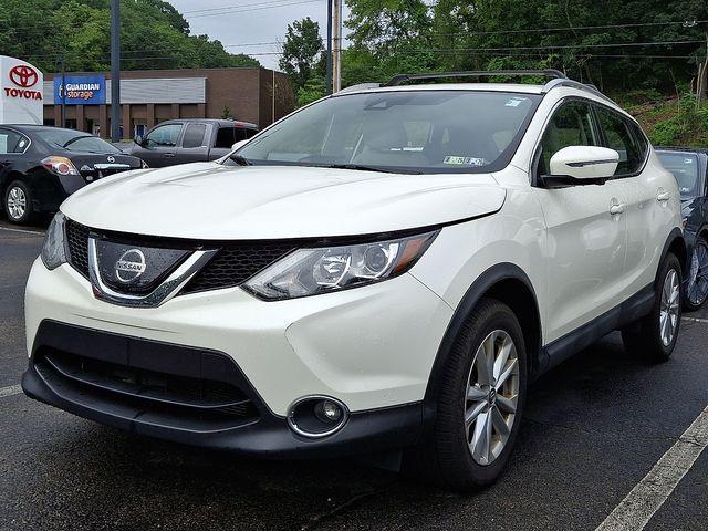 Photo of 2019 White Nissan Rogue Sport