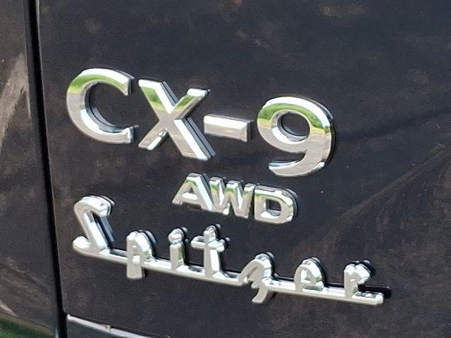 Photo of 2023 Deep Crystal Blue Mazda CX-9