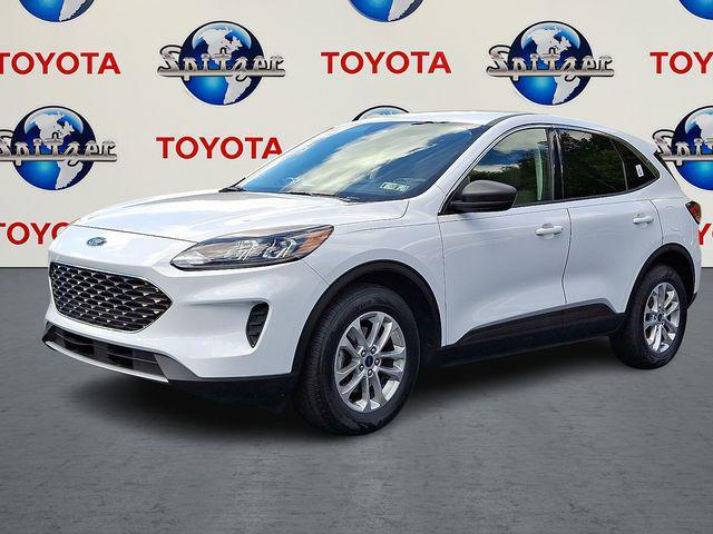 Photo of 2022 Oxford White Ford Escape