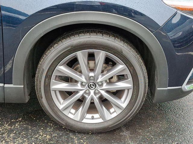Photo of 2022 Deep Crystal Blue Mazda CX-9