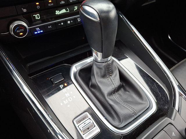 Photo of 2022 Deep Crystal Blue Mazda CX-9
