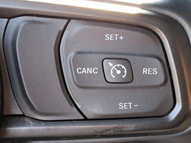 Photo of 2022 Hydro Blue Pearlcoat Jeep Wrangler Unlimited