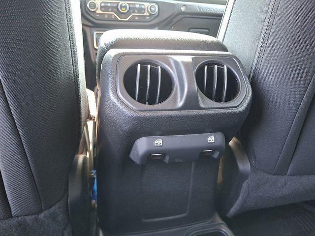 Photo of 2022 Hydro Blue Pearlcoat Jeep Wrangler Unlimited