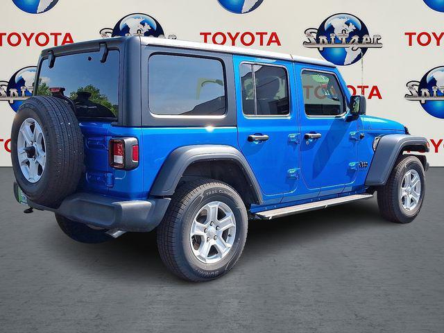 Photo of 2022 Hydro Blue Pearlcoat Jeep Wrangler Unlimited