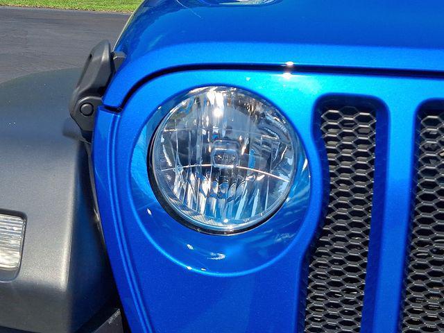 Photo of 2022 Hydro Blue Pearlcoat Jeep Wrangler Unlimited
