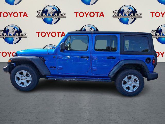 Photo of 2022 Hydro Blue Pearlcoat Jeep Wrangler Unlimited