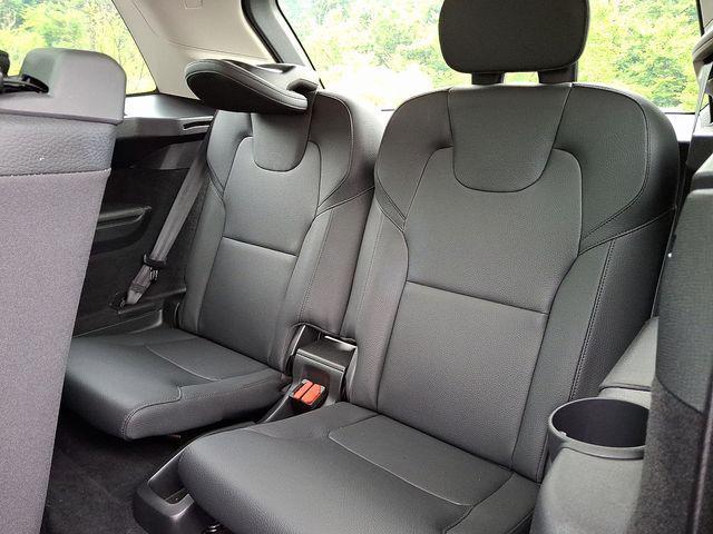 Photo of 2024 Crystal White Metallic Volvo XC90