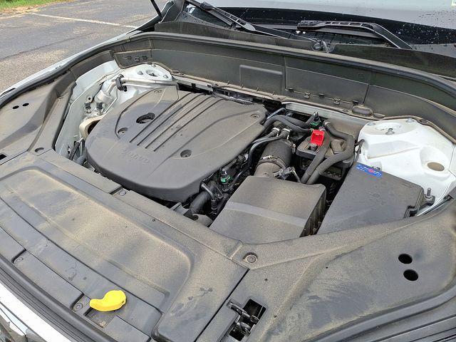 Photo of 2024 Crystal White Metallic Volvo XC90