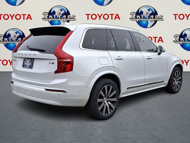 Photo of 2024 Crystal White Metallic Volvo XC90