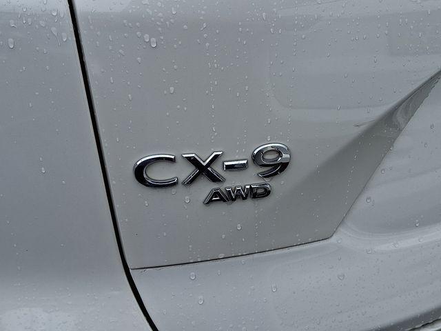 Photo of 2023 Snowflake White Pearl Mazda CX-9