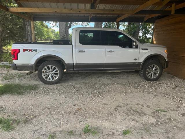 Photo of 2016 White Platinum Ford F-150