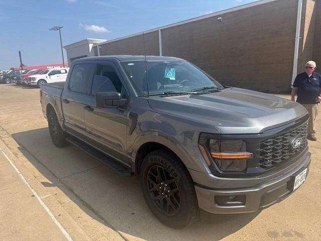 Photo of 2025 Carbonized Gray Metallic Ford F-150