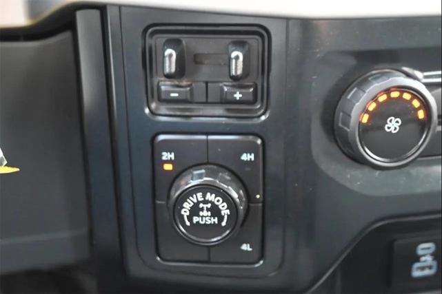 Photo of 2023 Oxford White Ford F-150