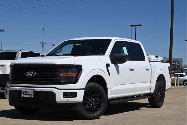 Photo of 2025 Oxford White Ford F-150