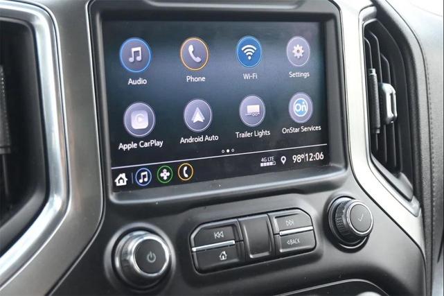 Photo of 2020 Silver Ice Metallic Chevrolet Silverado 1500