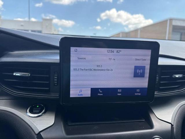 Photo of 2020 Oxford White Ford Explorer