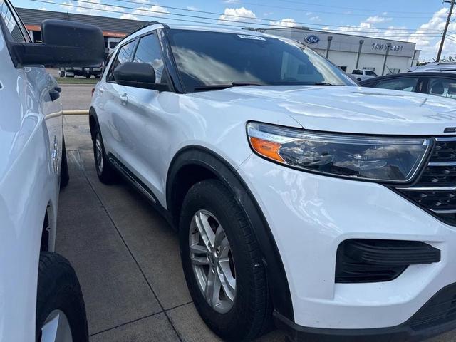 Photo of 2020 Oxford White Ford Explorer