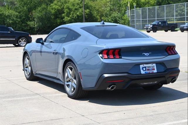 Photo of 2025 Vapor Blue Metallic Ford Mustang