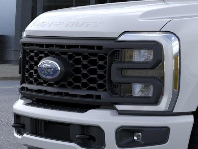Photo of 2025 Oxford White Ford F-350