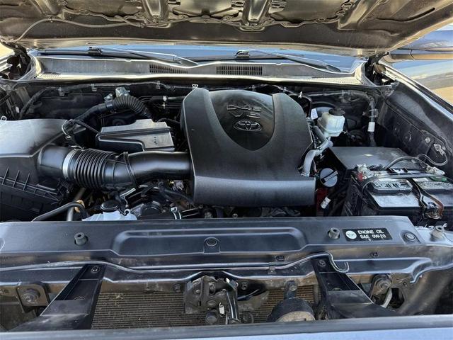 Photo of 2018 Gray Toyota Tacoma