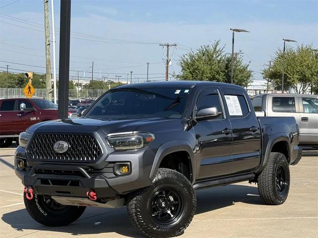 Photo of 2018 Gray Toyota Tacoma