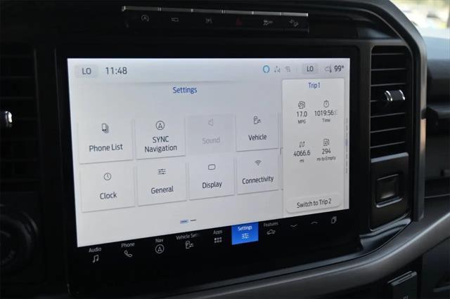 Photo of 2024 Oxford White Ford F-150