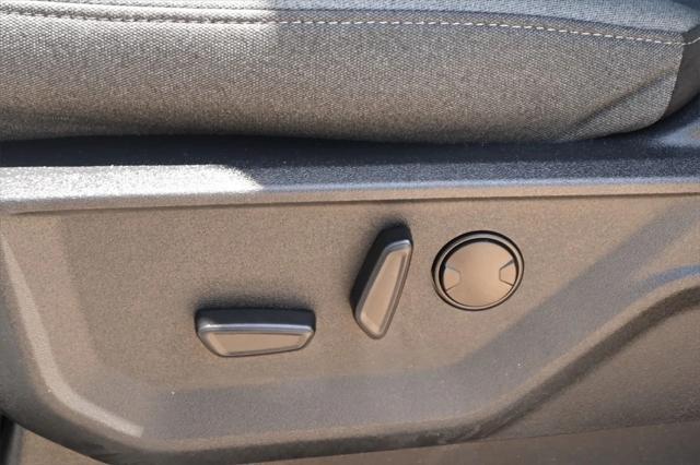 Photo of 2024 Oxford White Ford F-150