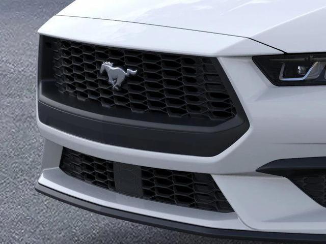 Photo of 2025 Oxford White Ford Mustang