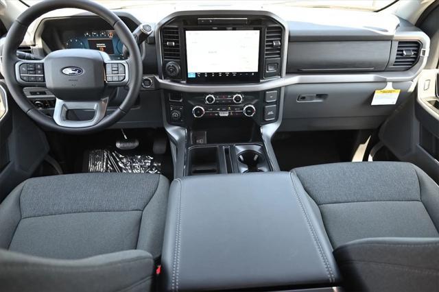 Photo of 2025 Agate Black Metallic Ford F-150