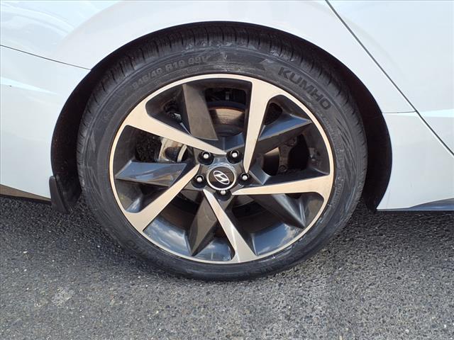 Photo of 2021 Quartz White Hyundai SONATA
