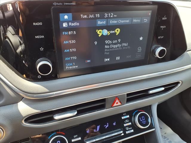 Photo of 2021 Quartz White Hyundai SONATA
