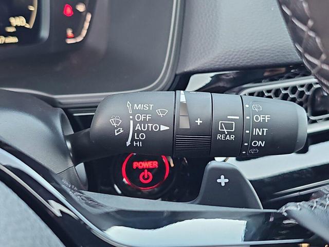 Photo of 2025 Platinum White Pearl Honda Civic Hybrid