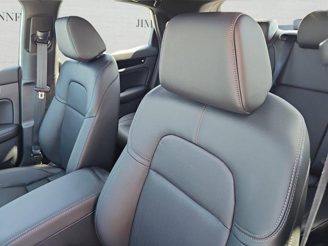 Photo of 2025 Platinum White Pearl Honda Civic Hybrid