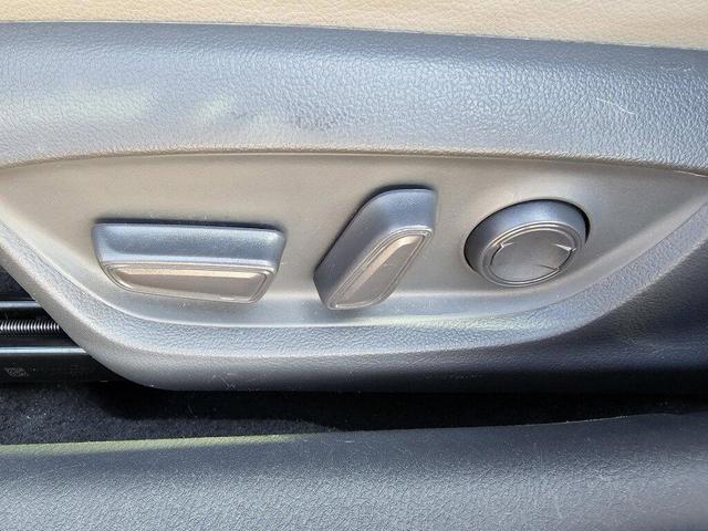 Photo of 2021 Galactic Aqua Mica Toyota Camry
