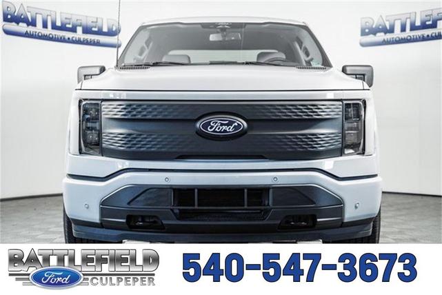 Photo of 2025 White Metallic Ford F-150 Lightning