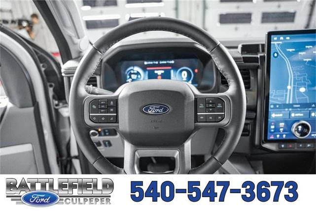 Photo of 2025 White Metallic Ford F-150 Lightning