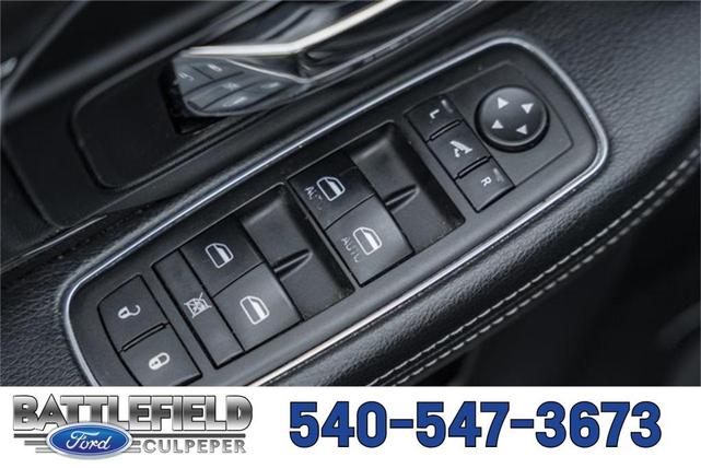 Photo of 2015 Black Clearcoat RAM 1500
